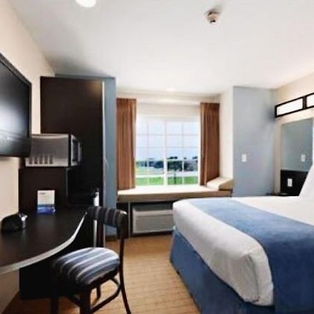 Three Rivers Inn & Suites Port Arthur Cameră foto