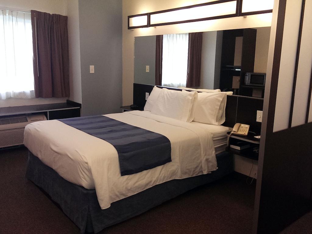 Three Rivers Inn & Suites Port Arthur Cameră foto